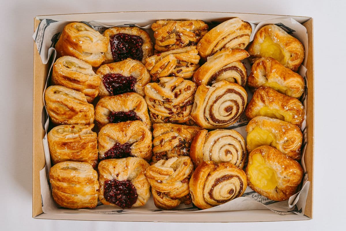 Mixed catering platter